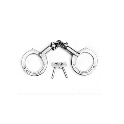 Real Metal Irish Handcuffs อุปกรณ์ต่อต้านการจลาจลสำหรับอาชญากรนักโทษนอกกฎหมาย