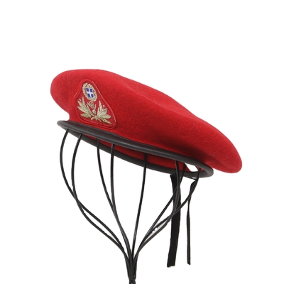 หมวกเบเรต์ผ้าขนสัตว์ทหารสีแดงสำหรับกองกำลังพิเศษชายและหญิง